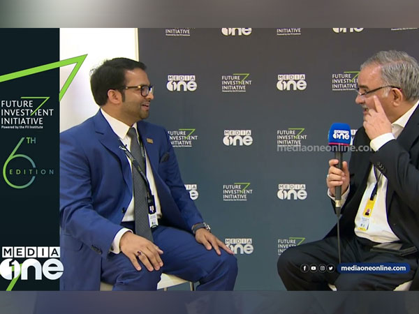 Your Alternative text